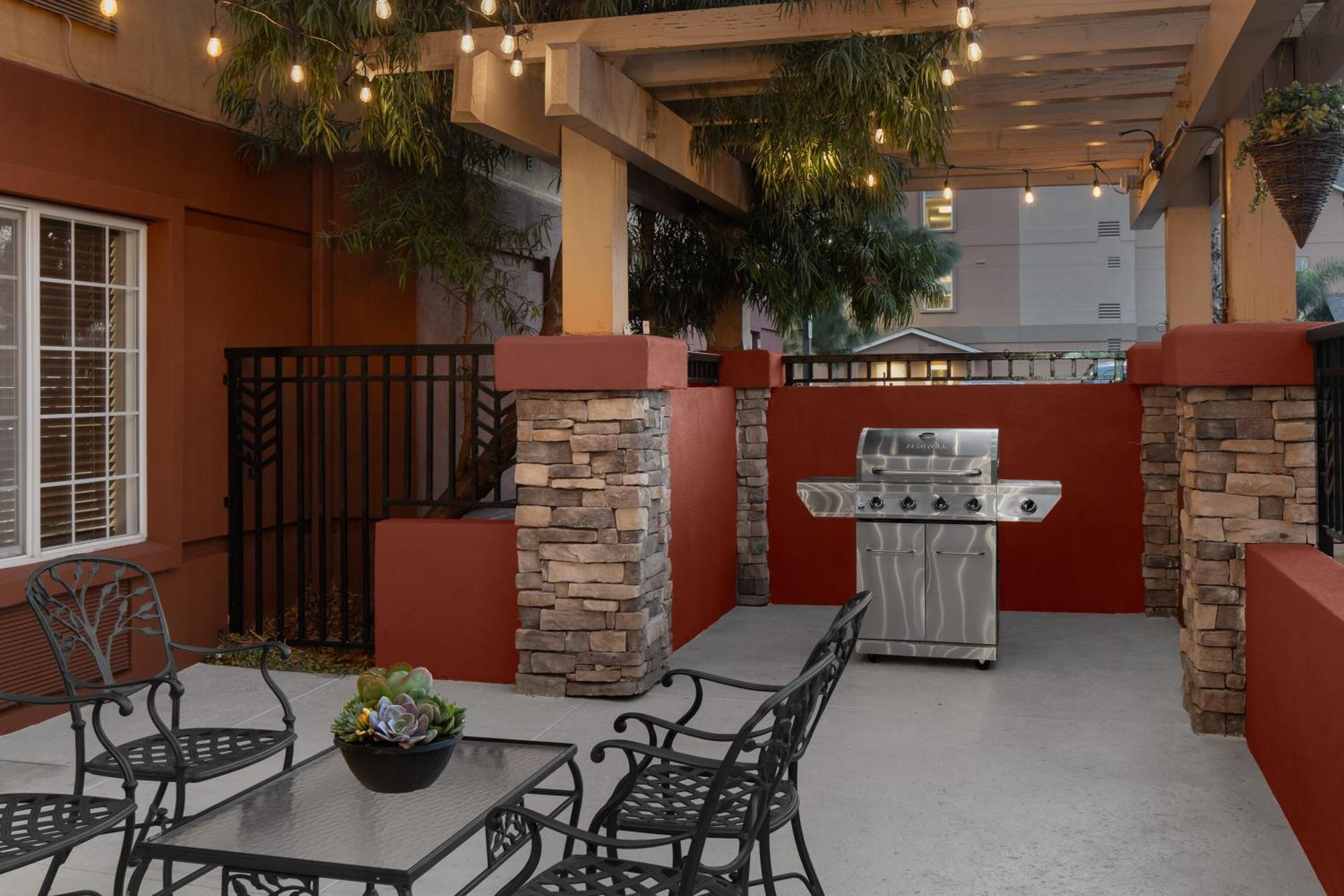 Larkspur Landing Extended Stay Suites Ρέντον Εξωτερικό φωτογραφία